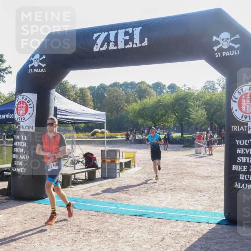 08.09.2024 - Stadtparktriathlon Luisa Fischer http://msf.ph/oto/7032940 08.09.2024 09:57:44 Ziel 113, 127 meine-sportfotos.de