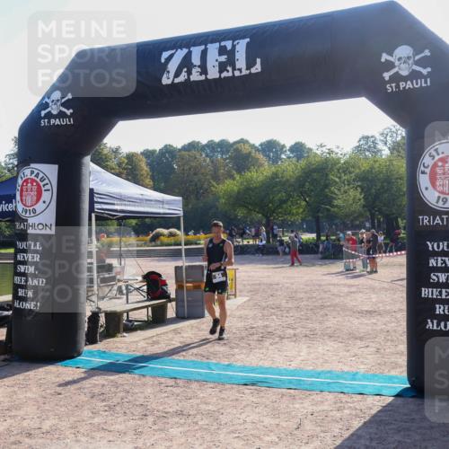 08.09.2024 - Stadtparktriathlon Luisa Fischer http://msf.ph/oto/7032957 08.09.2024 09:58:31 Ziel 94 meine-sportfotos.de