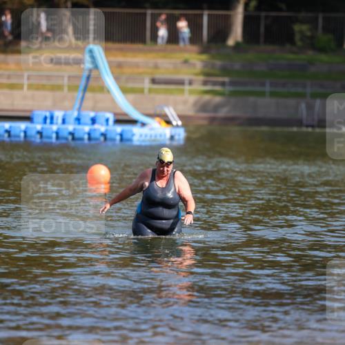 08.09.2024 - Stadtparktriathlon Michael Strokosch http://msf.ph/oto/7032960 08.09.2024 11:22:25 Schwimmen  meine-sportfotos.de
