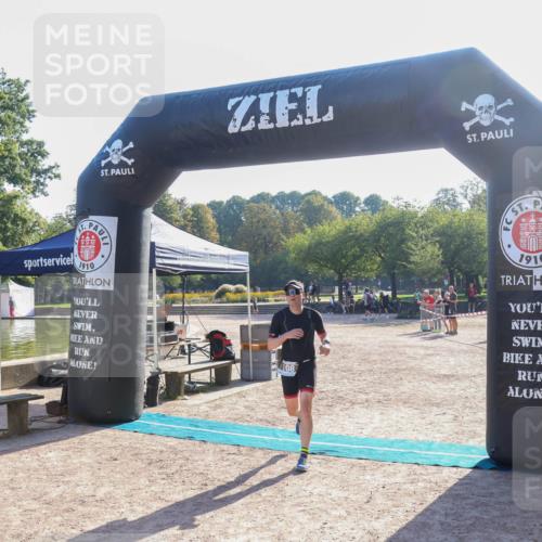 08.09.2024 - Stadtparktriathlon Luisa Fischer http://msf.ph/oto/7032969 08.09.2024 09:58:57 Ziel 108 meine-sportfotos.de