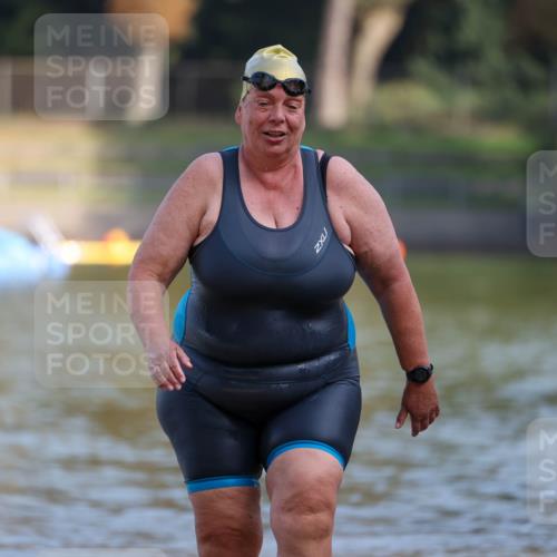 08.09.2024 - Stadtparktriathlon Michael Strokosch http://msf.ph/oto/7032970 08.09.2024 11:22:44 Schwimmen 572, 650 meine-sportfotos.de