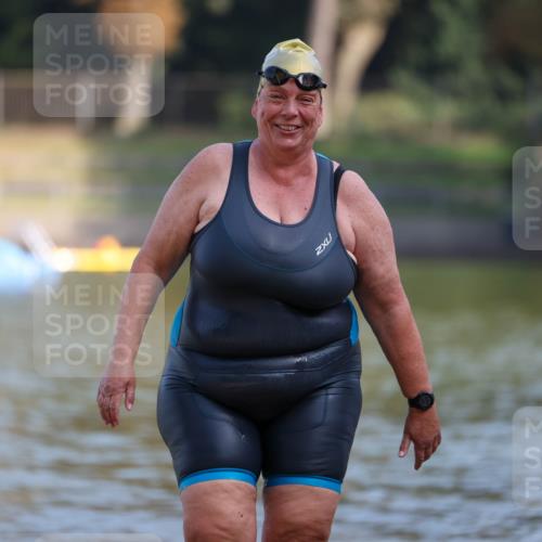 08.09.2024 - Stadtparktriathlon Michael Strokosch http://msf.ph/oto/7032974 08.09.2024 11:22:45 Schwimmen 572, 650 meine-sportfotos.de