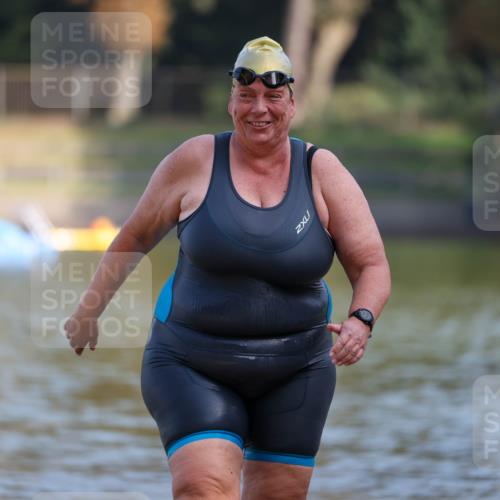 08.09.2024 - Stadtparktriathlon Michael Strokosch http://msf.ph/oto/7032976 08.09.2024 11:22:45 Schwimmen 572, 650 meine-sportfotos.de