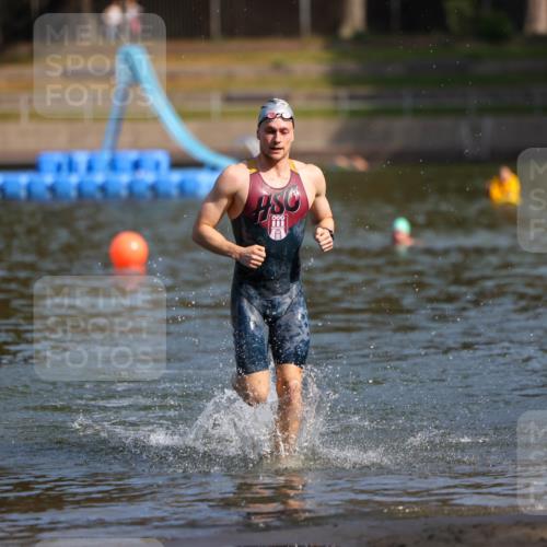 08.09.2024 - Stadtparktriathlon Michael Strokosch http://msf.ph/oto/7032991 08.09.2024 11:28:46 Schwimmen 697 meine-sportfotos.de
