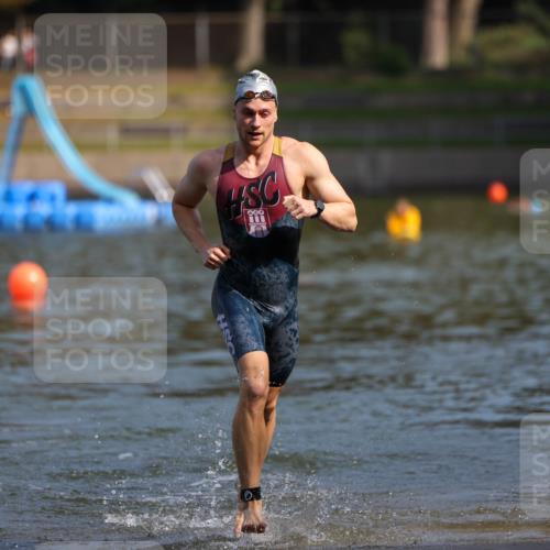 08.09.2024 - Stadtparktriathlon Michael Strokosch http://msf.ph/oto/7032997 08.09.2024 11:28:47 Schwimmen 697 meine-sportfotos.de