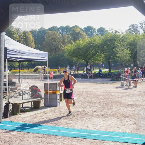 08.09.2024 - Stadtparktriathlon Luisa Fischer http://msf.ph/oto/7033002 08.09.2024 09:59:44 Ziel 99, 121 meine-sportfotos.de