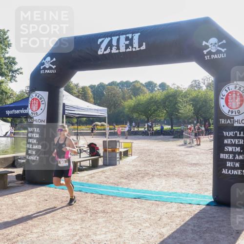 08.09.2024 - Stadtparktriathlon Luisa Fischer http://msf.ph/oto/7033007 08.09.2024 09:59:45 Ziel 99, 121 meine-sportfotos.de