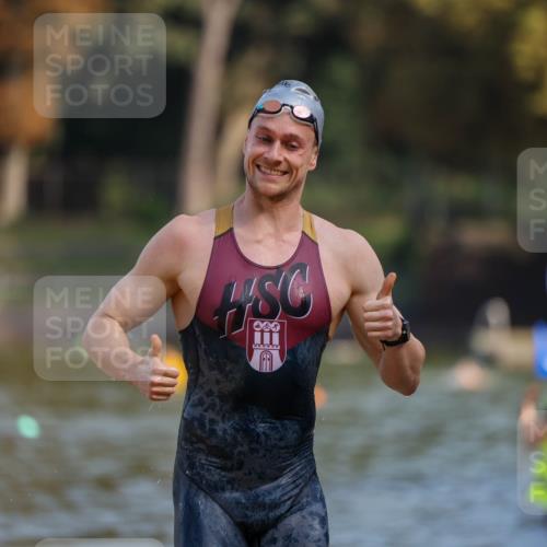 08.09.2024 - Stadtparktriathlon Michael Strokosch http://msf.ph/oto/7033010 08.09.2024 11:28:49 Schwimmen 697 meine-sportfotos.de