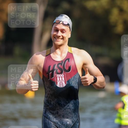 08.09.2024 - Stadtparktriathlon Michael Strokosch http://msf.ph/oto/7033012 08.09.2024 11:28:49 Schwimmen 697 meine-sportfotos.de