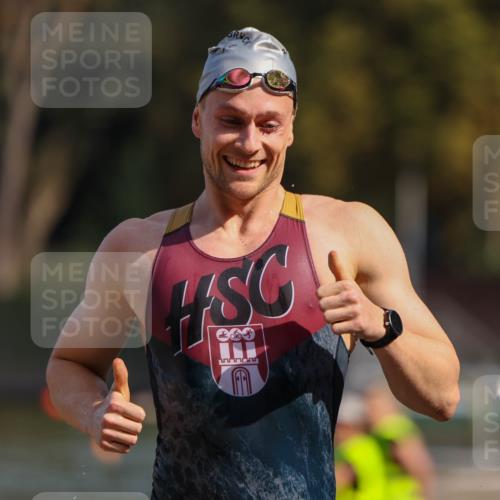 08.09.2024 - Stadtparktriathlon Michael Strokosch http://msf.ph/oto/7033015 08.09.2024 11:28:50 Schwimmen 697 meine-sportfotos.de