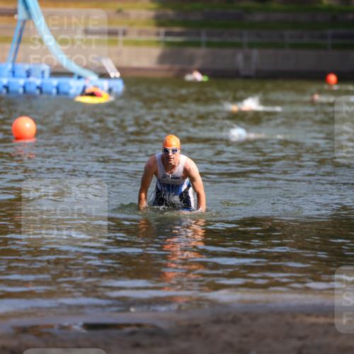 08.09.2024 - Stadtparktriathlon Michael Strokosch http://msf.ph/oto/7033018 08.09.2024 11:29:40 Schwimmen 671 meine-sportfotos.de