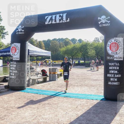 08.09.2024 - Stadtparktriathlon Luisa Fischer http://msf.ph/oto/7033021 08.09.2024 10:00:42 Ziel 117 meine-sportfotos.de