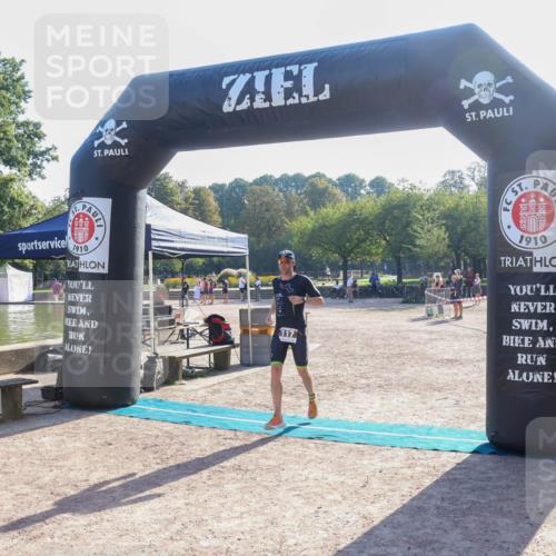 08.09.2024 - Stadtparktriathlon Luisa Fischer http://msf.ph/oto/7033023 08.09.2024 10:00:42 Ziel 117 meine-sportfotos.de
