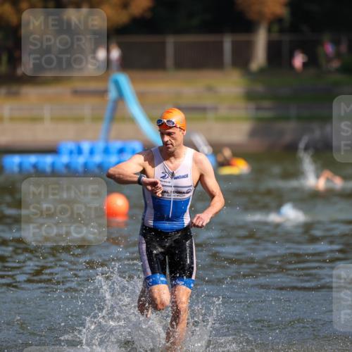 08.09.2024 - Stadtparktriathlon Michael Strokosch http://msf.ph/oto/7033032 08.09.2024 11:29:45 Schwimmen 671 meine-sportfotos.de