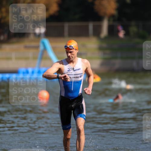 08.09.2024 - Stadtparktriathlon Michael Strokosch http://msf.ph/oto/7033034 08.09.2024 11:29:45 Schwimmen 671 meine-sportfotos.de