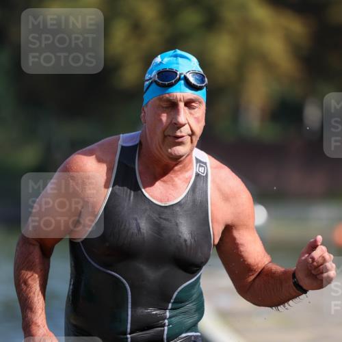 08.09.2024 - Stadtparktriathlon Michael Strokosch http://msf.ph/oto/7033074 08.09.2024 11:30:10 Schwimmen 721 meine-sportfotos.de