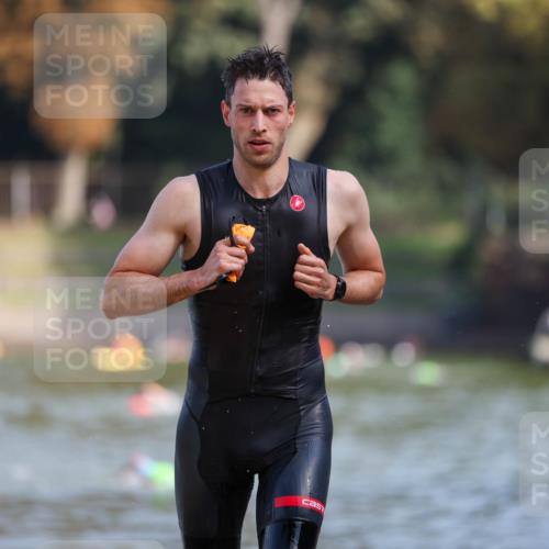 08.09.2024 - Stadtparktriathlon Michael Strokosch http://msf.ph/oto/7033092 08.09.2024 11:30:30 Schwimmen 675 meine-sportfotos.de