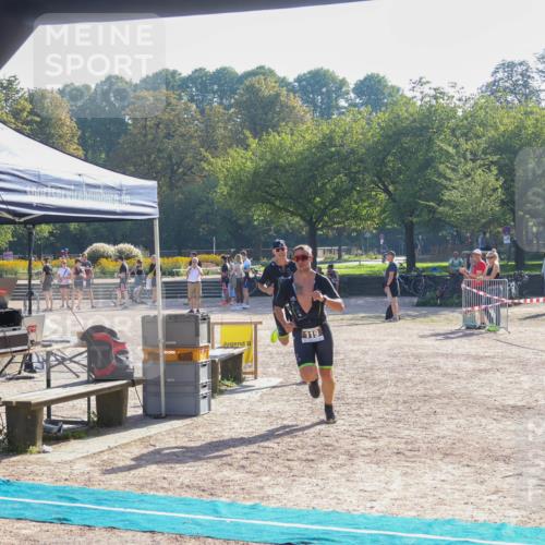 08.09.2024 - Stadtparktriathlon Luisa Fischer http://msf.ph/oto/7033128 08.09.2024 10:03:39 Ziel 116, 119 meine-sportfotos.de