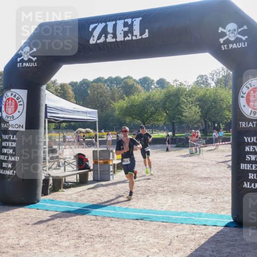 08.09.2024 - Stadtparktriathlon Luisa Fischer http://msf.ph/oto/7033131 08.09.2024 10:03:39 Ziel 116, 119 meine-sportfotos.de