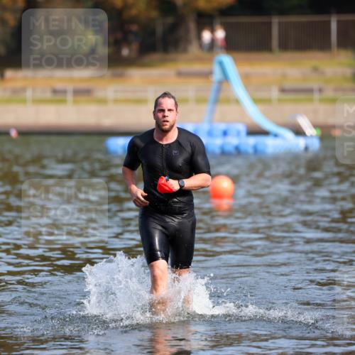08.09.2024 - Stadtparktriathlon Michael Strokosch http://msf.ph/oto/7033145 08.09.2024 11:31:14 Schwimmen 739 meine-sportfotos.de
