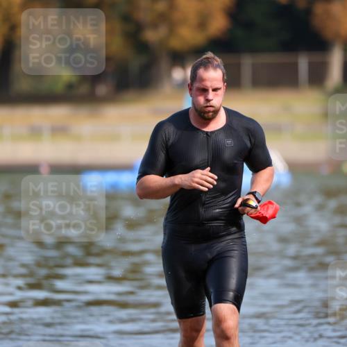 08.09.2024 - Stadtparktriathlon Michael Strokosch http://msf.ph/oto/7033160 08.09.2024 11:31:17 Schwimmen 739 meine-sportfotos.de