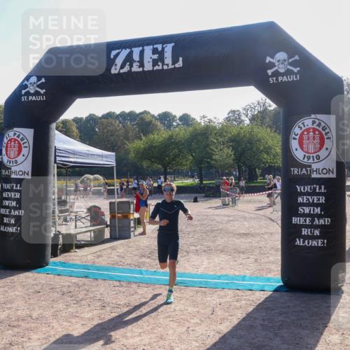 08.09.2024 - Stadtparktriathlon Luisa Fischer http://msf.ph/oto/7033168 08.09.2024 10:05:11 Ziel 131 meine-sportfotos.de