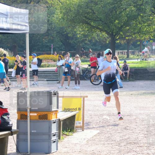 08.09.2024 - Stadtparktriathlon Luisa Fischer http://msf.ph/oto/7033183 08.09.2024 10:06:31 Ziel 144, 153 meine-sportfotos.de