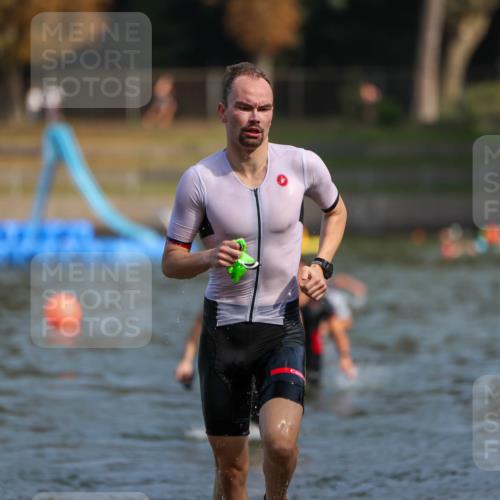 08.09.2024 - Stadtparktriathlon Michael Strokosch http://msf.ph/oto/7033187 08.09.2024 11:31:50 Schwimmen 713, 725, 741 meine-sportfotos.de