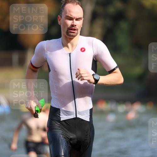 08.09.2024 - Stadtparktriathlon Michael Strokosch http://msf.ph/oto/7033194 08.09.2024 11:31:51 Schwimmen 713, 725, 741 meine-sportfotos.de