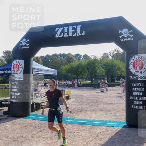 08.09.2024 - Stadtparktriathlon Luisa Fischer http://msf.ph/oto/7033201 08.09.2024 10:06:38 Ziel 144, 153, 175 meine-sportfotos.de