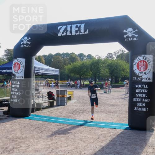 08.09.2024 - Stadtparktriathlon Luisa Fischer http://msf.ph/oto/7033213 08.09.2024 10:06:43 Ziel 144, 175 meine-sportfotos.de