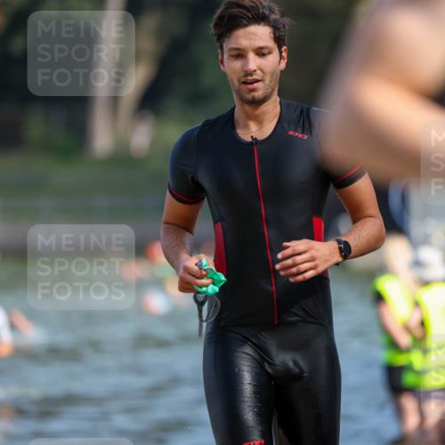 08.09.2024 - Stadtparktriathlon Michael Strokosch http://msf.ph/oto/7033218 08.09.2024 11:32:00 Schwimmen 704, 713, 741 meine-sportfotos.de
