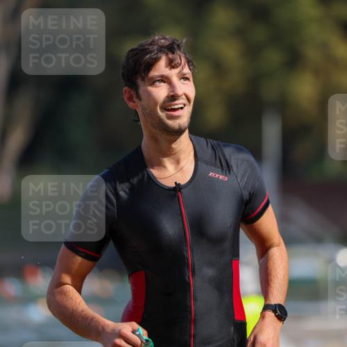 08.09.2024 - Stadtparktriathlon Michael Strokosch http://msf.ph/oto/7033222 08.09.2024 11:32:01 Schwimmen 704, 713 meine-sportfotos.de