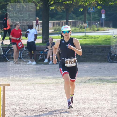 08.09.2024 - Stadtparktriathlon Luisa Fischer http://msf.ph/oto/7033225 08.09.2024 10:07:00 Ziel 172 meine-sportfotos.de