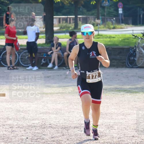 08.09.2024 - Stadtparktriathlon Luisa Fischer http://msf.ph/oto/7033228 08.09.2024 10:07:00 Ziel 172 meine-sportfotos.de