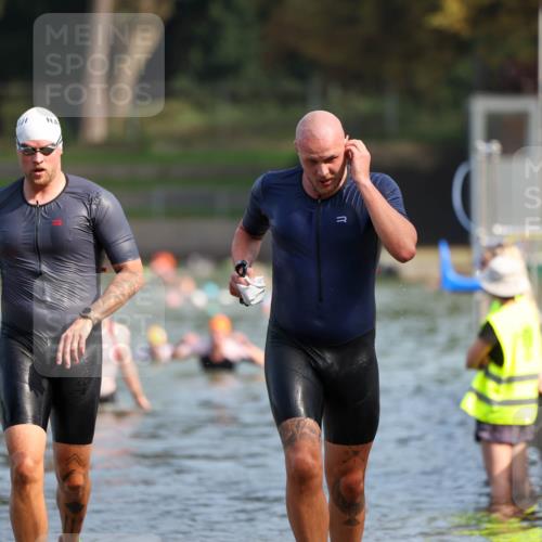 08.09.2024 - Stadtparktriathlon Michael Strokosch http://msf.ph/oto/7033266 08.09.2024 11:32:23 Schwimmen 679, 680, 686 meine-sportfotos.de