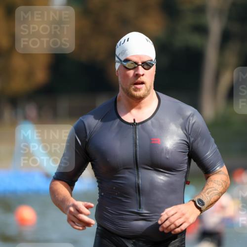 08.09.2024 - Stadtparktriathlon Michael Strokosch http://msf.ph/oto/7033278 08.09.2024 11:32:26 Schwimmen 679, 680, 686 meine-sportfotos.de