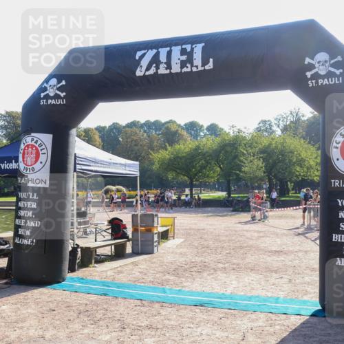 08.09.2024 - Stadtparktriathlon Luisa Fischer http://msf.ph/oto/7033289 08.09.2024 10:09:08 Ziel 171 meine-sportfotos.de