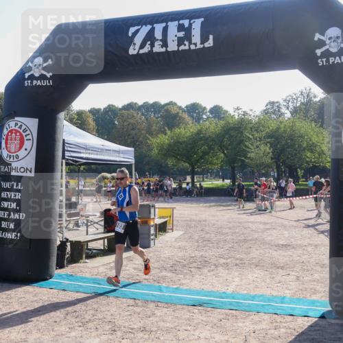 08.09.2024 - Stadtparktriathlon Luisa Fischer http://msf.ph/oto/7033306 08.09.2024 10:09:20 Ziel 103 meine-sportfotos.de