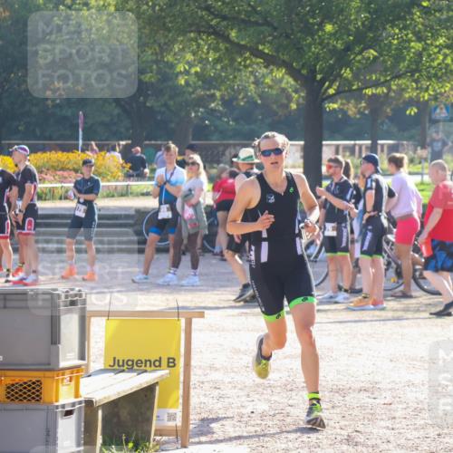 08.09.2024 - Stadtparktriathlon Luisa Fischer http://msf.ph/oto/7033343 08.09.2024 10:09:58 Ziel 132, 155, 156 meine-sportfotos.de