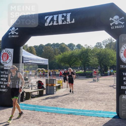 08.09.2024 - Stadtparktriathlon Luisa Fischer http://msf.ph/oto/7033356 08.09.2024 10:10:02 Ziel 132, 151, 155, 156 meine-sportfotos.de