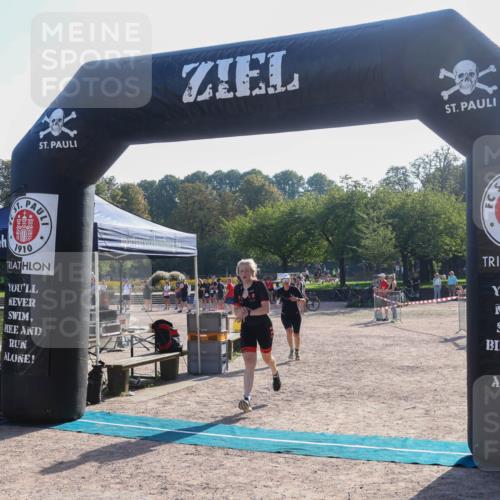 08.09.2024 - Stadtparktriathlon Luisa Fischer http://msf.ph/oto/7033360 08.09.2024 10:10:02 Ziel 132, 151, 155, 156 meine-sportfotos.de