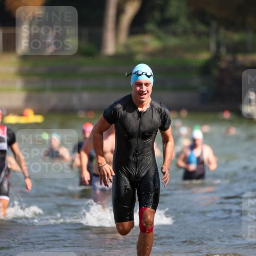 08.09.2024 - Stadtparktriathlon Michael Strokosch http://msf.ph/oto/7033372 08.09.2024 11:33:13 Schwimmen 672, 676, 706, 709, 710, 720 meine-sportfotos.de