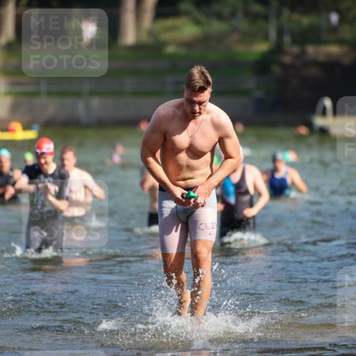 08.09.2024 - Stadtparktriathlon Michael Strokosch http://msf.ph/oto/7033395 08.09.2024 11:33:16 Schwimmen 672, 674, 676, 705, 706, 709, 710, 720 meine-sportfotos.de