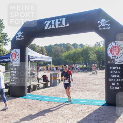 08.09.2024 - Stadtparktriathlon Luisa Fischer http://msf.ph/oto/7033396 08.09.2024 10:10:21 Ziel 176 meine-sportfotos.de