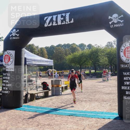 08.09.2024 - Stadtparktriathlon Luisa Fischer http://msf.ph/oto/7033405 08.09.2024 10:10:45 Ziel 133, 145 meine-sportfotos.de
