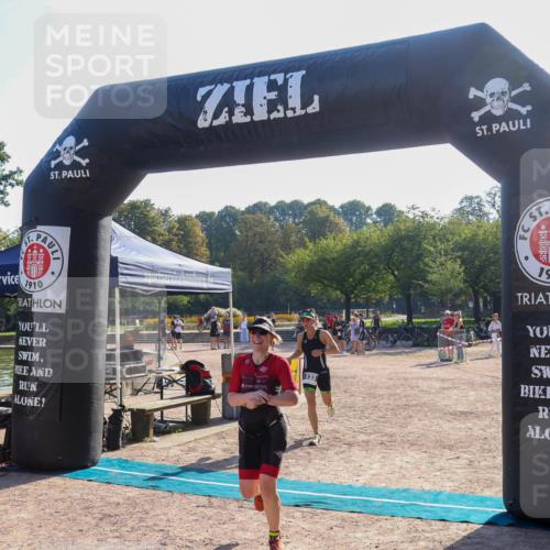 08.09.2024 - Stadtparktriathlon Luisa Fischer http://msf.ph/oto/7033411 08.09.2024 10:10:46 Ziel 133, 145 meine-sportfotos.de