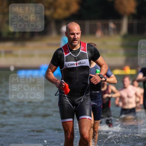 08.09.2024 - Stadtparktriathlon Michael Strokosch http://msf.ph/oto/7033412 08.09.2024 11:33:20 Schwimmen 663, 672, 674, 676, 693, 705, 709, 710, 720 meine-sportfotos.de
