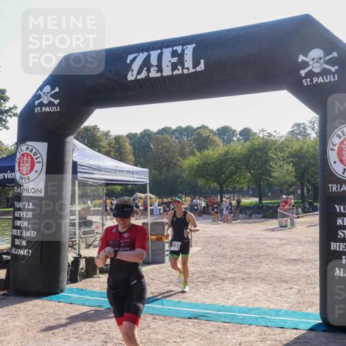 08.09.2024 - Stadtparktriathlon Luisa Fischer http://msf.ph/oto/7033414 08.09.2024 10:10:47 Ziel 133, 145 meine-sportfotos.de