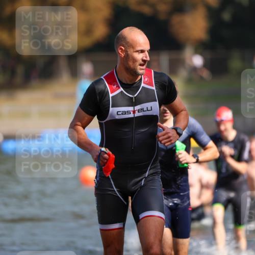 08.09.2024 - Stadtparktriathlon Michael Strokosch http://msf.ph/oto/7033415 08.09.2024 11:33:21 Schwimmen 663, 672, 674, 676, 693, 705, 709, 710, 720 meine-sportfotos.de